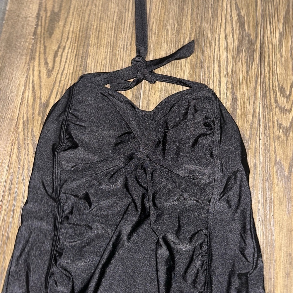 😍Lot of 2 maternity bathing suit tops size medium - Picture 2 of 9